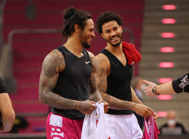 很多球迷都 很多球迷都