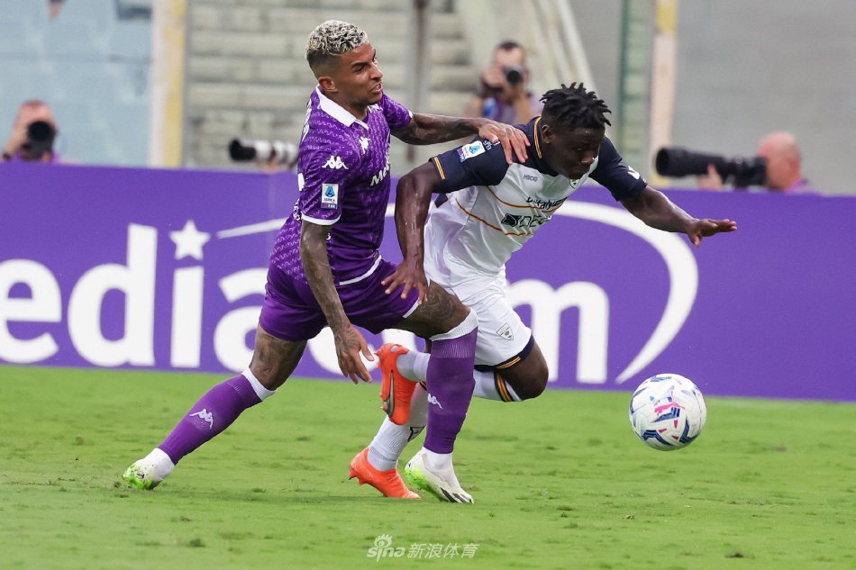 昆山体育中 昆山体育中